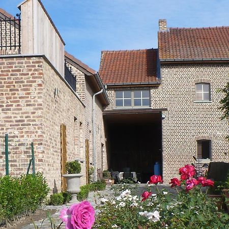 B&B Kamer En Aambeeld Zoutleeuw Bagian luar foto