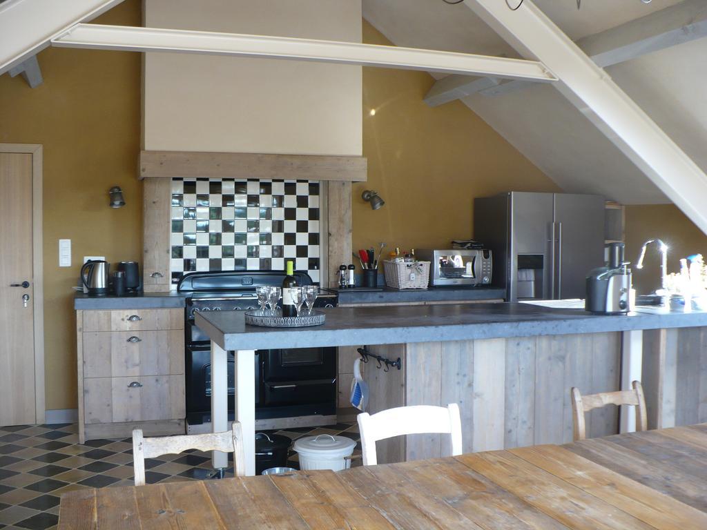 B&B Kamer En Aambeeld Zoutleeuw Bagian luar foto